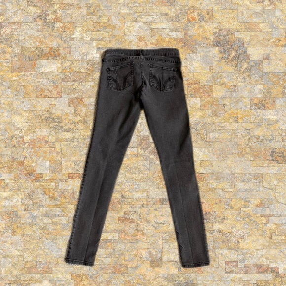 Hollister Skinny Jeans - Picture 2 of 3